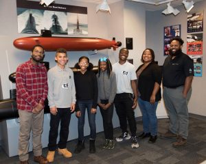 Read more about the article July 31, 2019 – EB’s Black Engineering Council Hosts SMMS Students