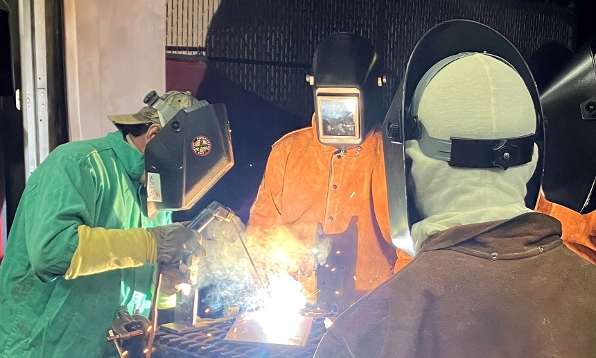 You are currently viewing “Boat for Next Gen” Program Introduces High School Students to Six Core Trades