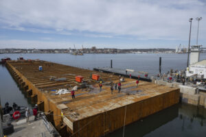 Read more about the article Electric Boat’s Graving Dock 3 Pontoon Heads up the Thames River for Next Chapter